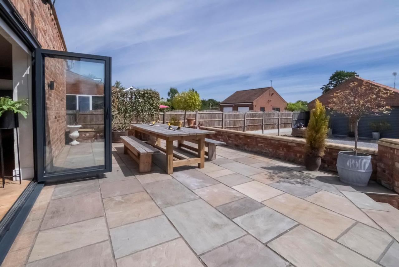 The Stables Luxury House With Hot Tub Appartement York Buitenkant foto