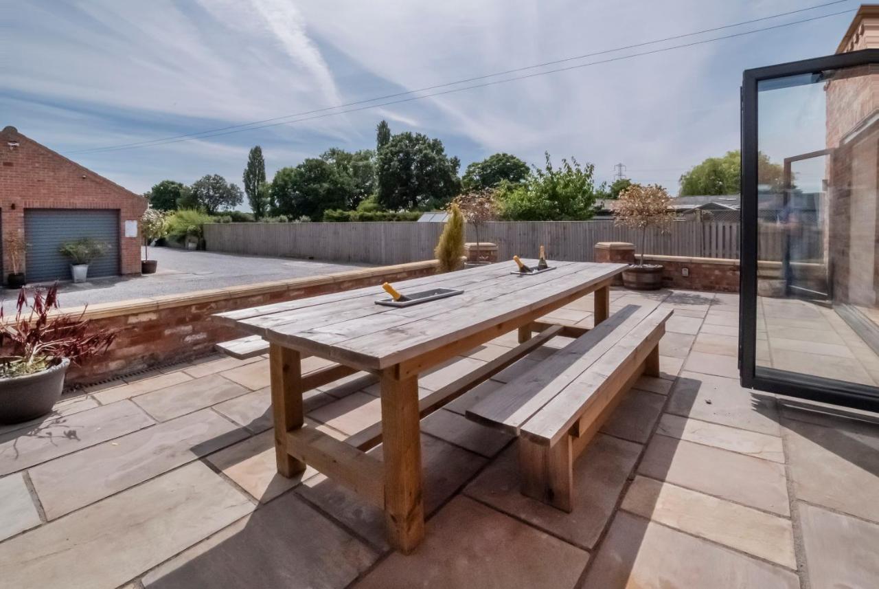The Stables Luxury House With Hot Tub Appartement York Buitenkant foto